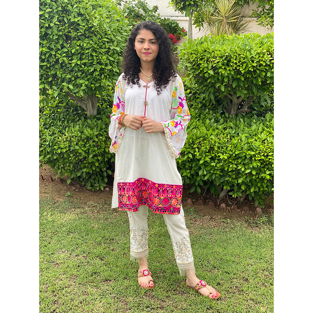 White Kurta - Image 2
