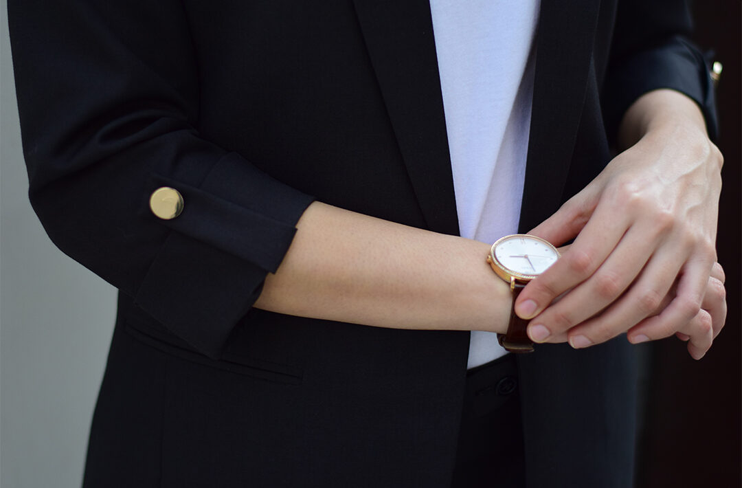 The Classic Fitted Blazer – Timeless Workwear Elegance - Image 9